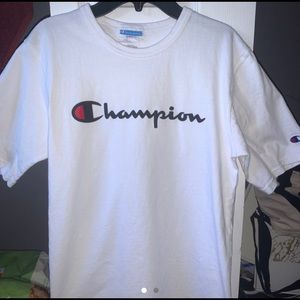 Size Small Champion Shirt🥰